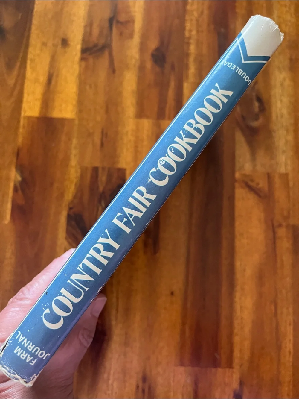 1975 Country Fair Cookbook HB/DJ Vtg W/Color Photos 70s Recipes Grandma Core